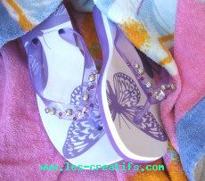 customizing your flip-flops with beads