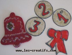 Red-colored designs for the Advent calendar